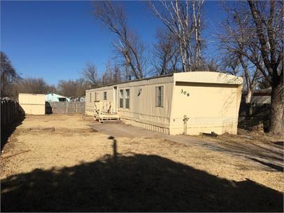 306 E Cherry Ave - Photo 3 of 10