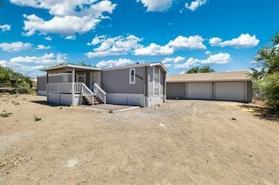 3625 E Clinton Ln - Photo 3 of 19