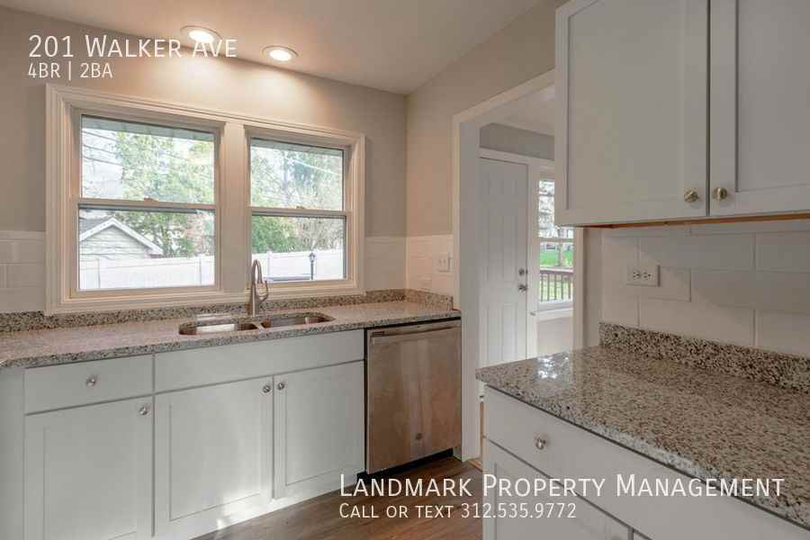 201 Walker Ave - Photo 2 of 27