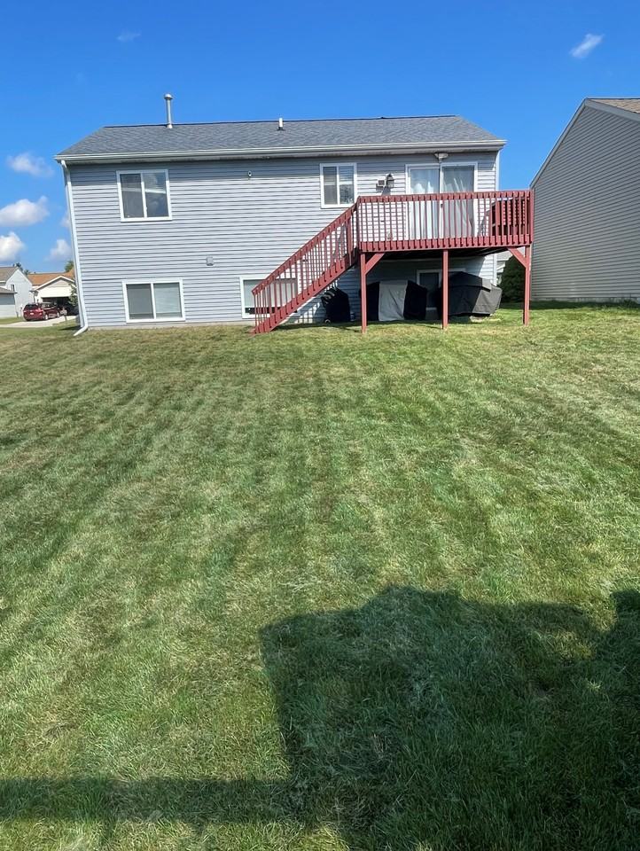 650 Silverglade Dr Se #NA - Photo 3 of 31