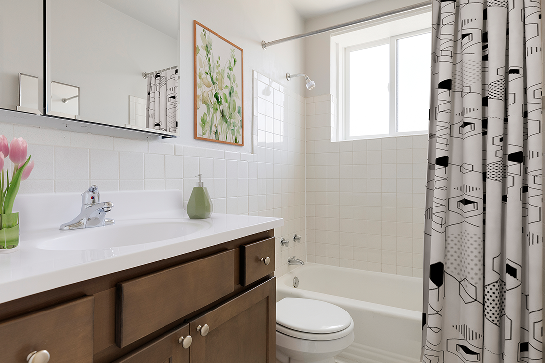 Lake West on France - Photo 5 of 12