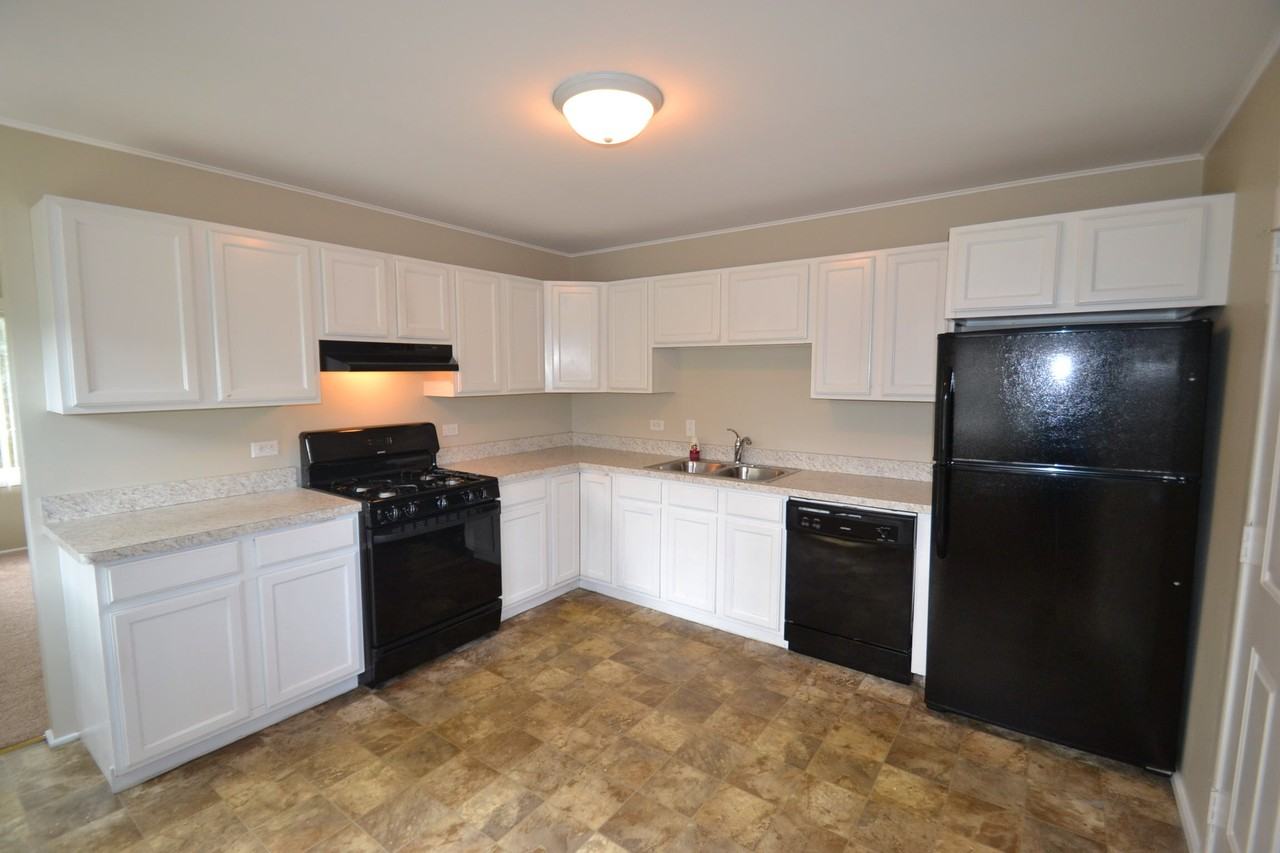 3500 Bluebird Ln - Photo 3 of 6