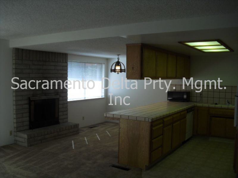 5640 Celine Dr - Photo 3 of 7