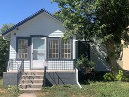 featured image of 2316 Maxwell Ave #1