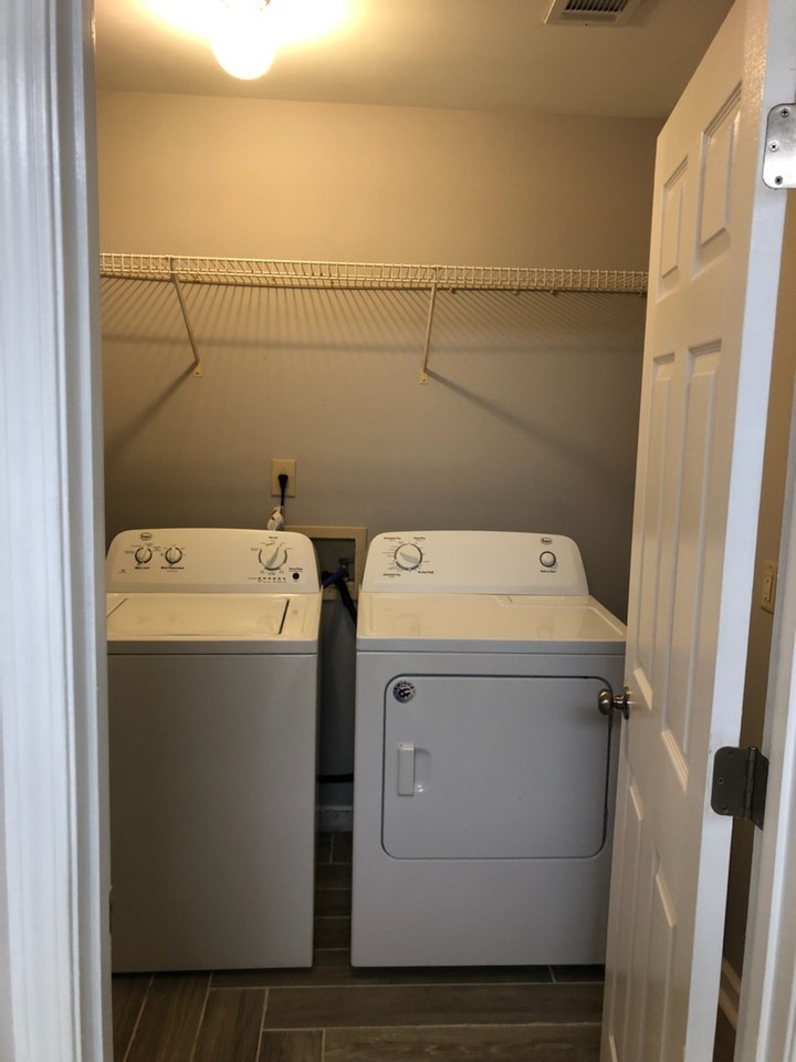 147 Peachtree St #147 - Photo 7 of 17
