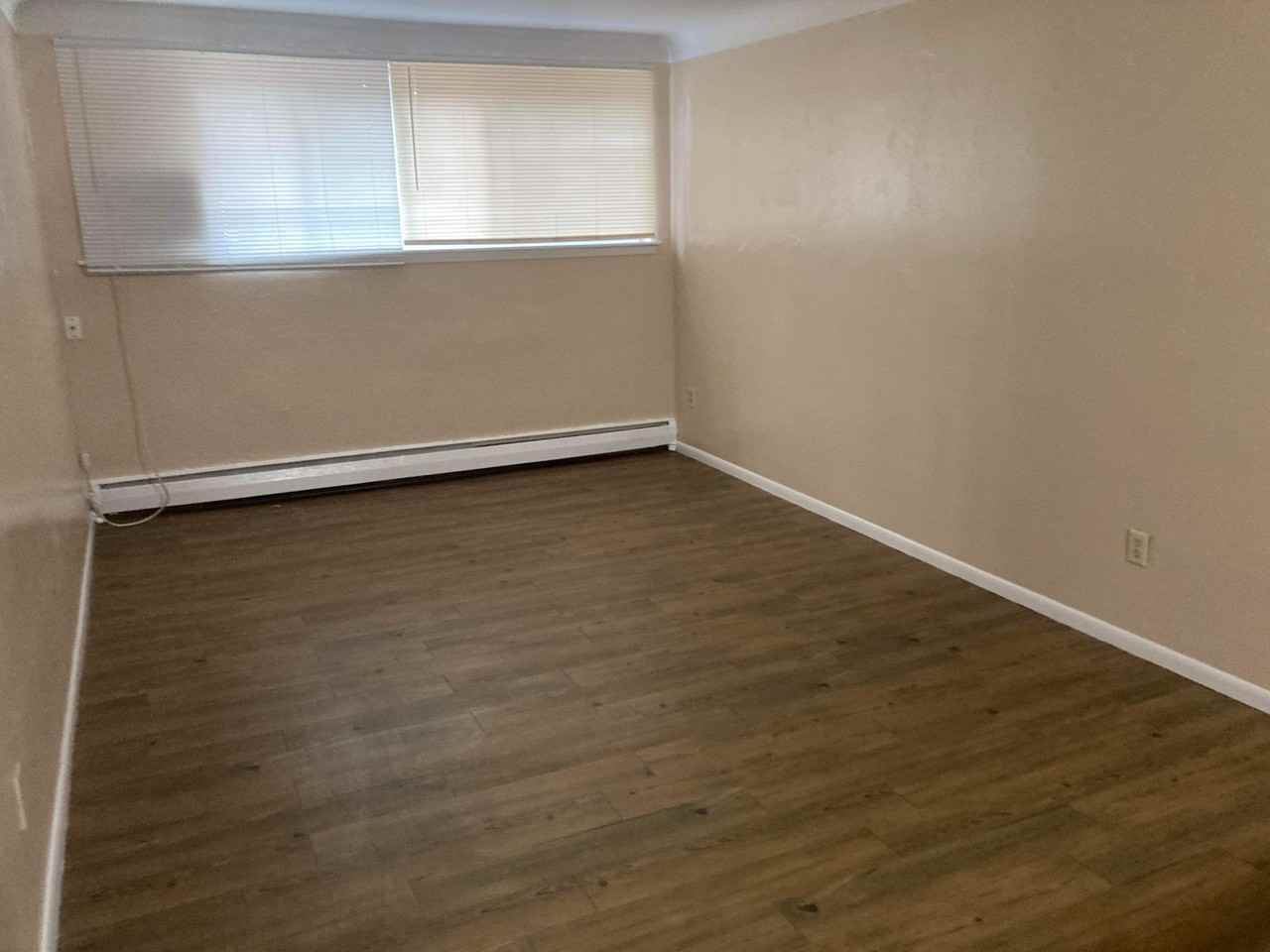 1015 York Avenue #1 - Photo 3 of 4