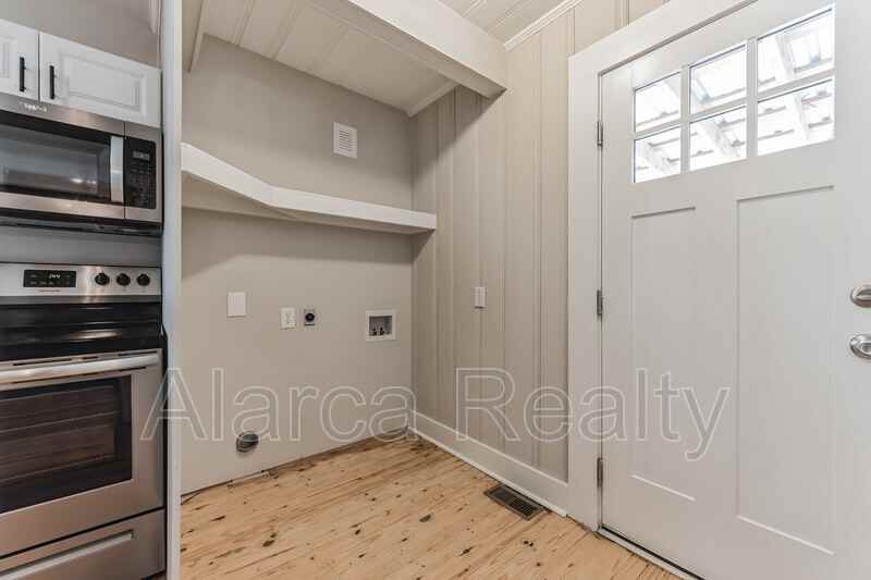 1027 Briarhill Rd - Photo 5 of 22