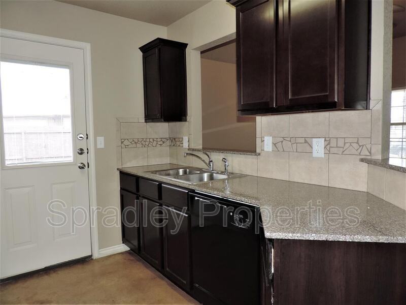 767B E Ridge Blvd - Photo 6 of 14