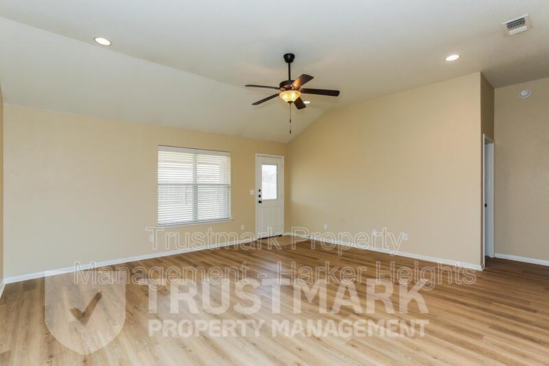 401 W Libra Dr - Photo 3 of 24