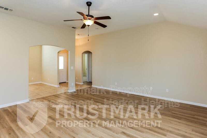 401 W Libra Dr - Photo 5 of 24