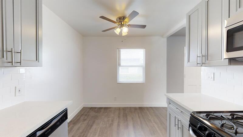7016 1/2 Flight Ave - Photo 4 of 20