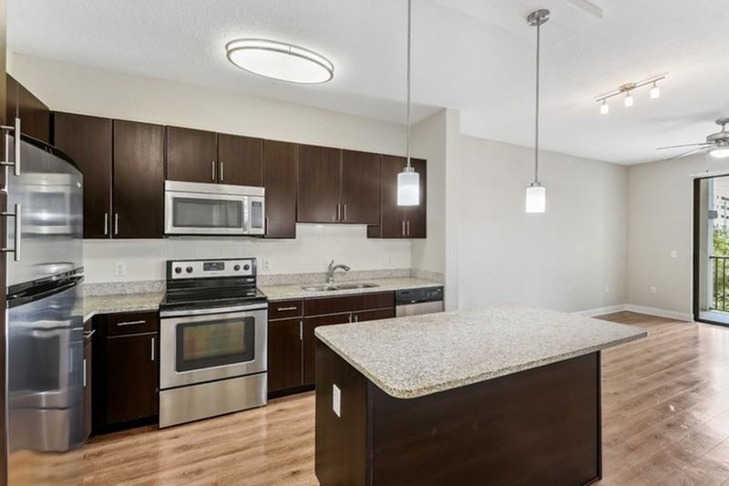 Lantower Westshore - Photo 2 of 42