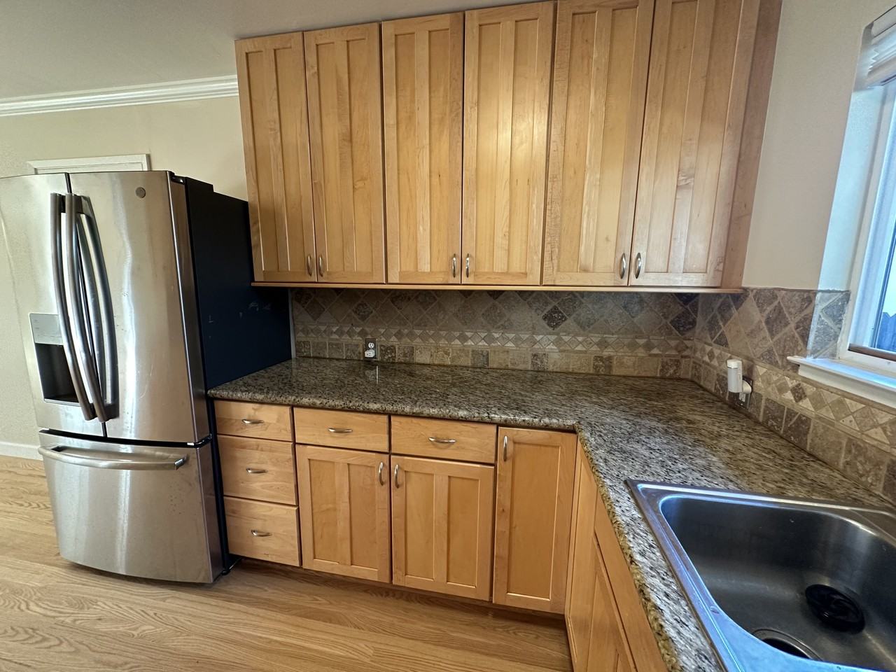 1014 Jones Ct #NA - Photo 3 of 16
