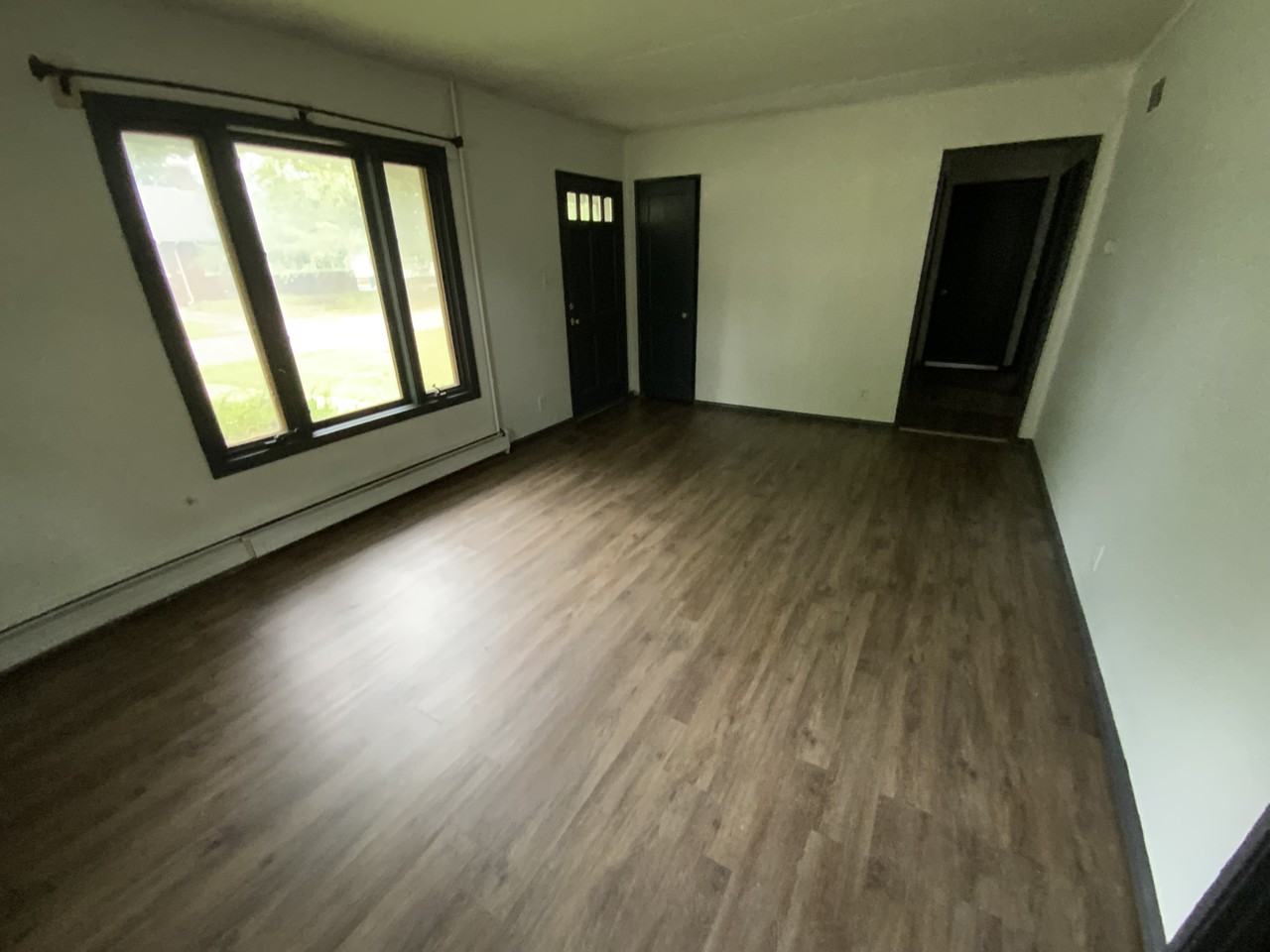 1501 N Franklin St #NA - Photo 2 of 18