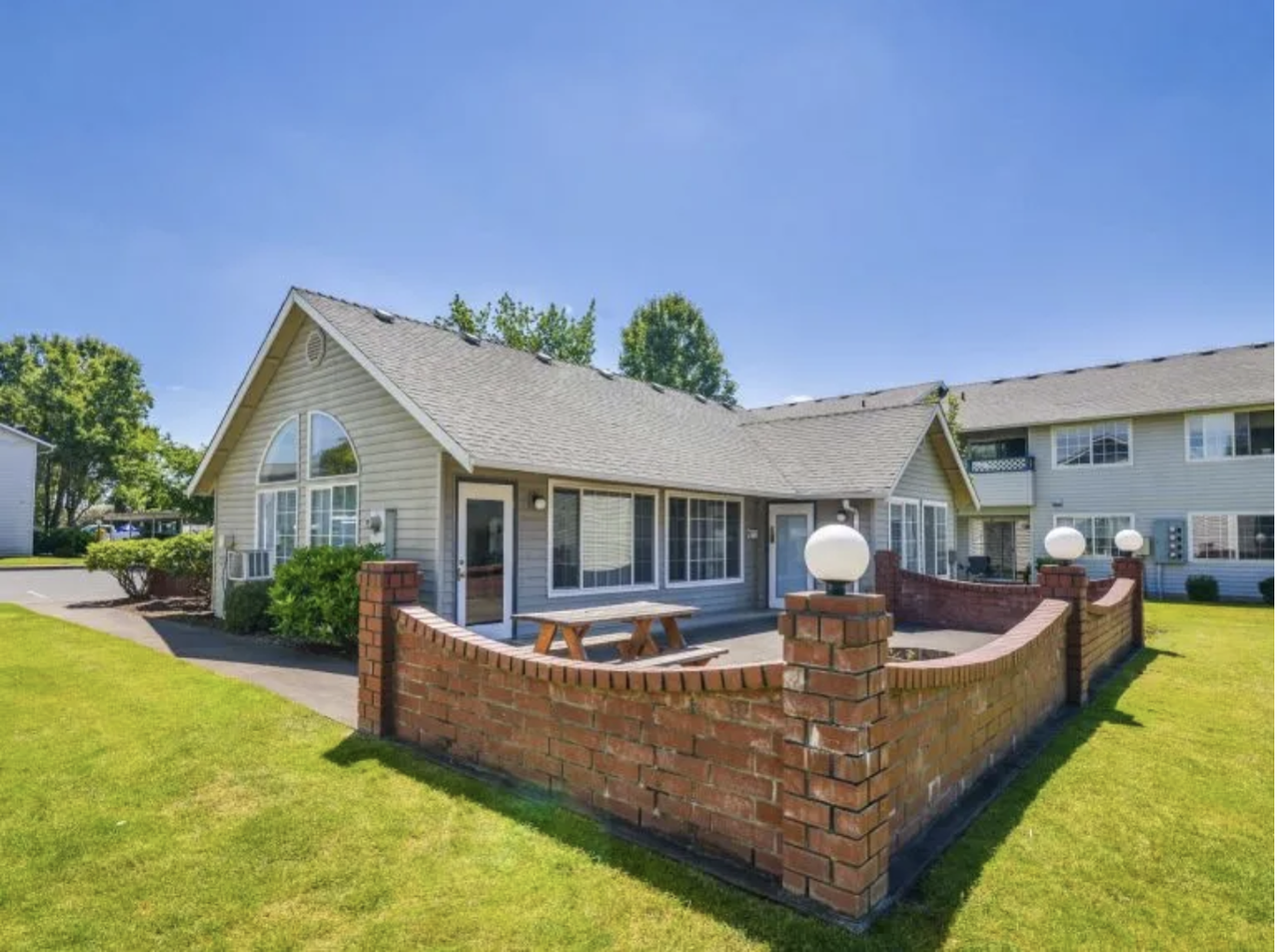 Meadows Apartments 1915 21st Ave Se, Albany, OR 97322 Zumper