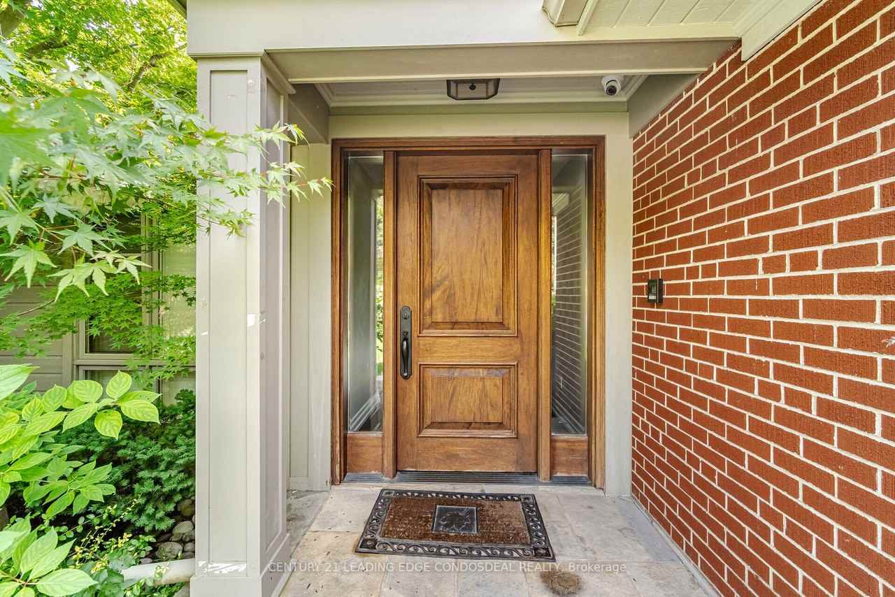 96 Laurentide Drive - Photo 2 of 32