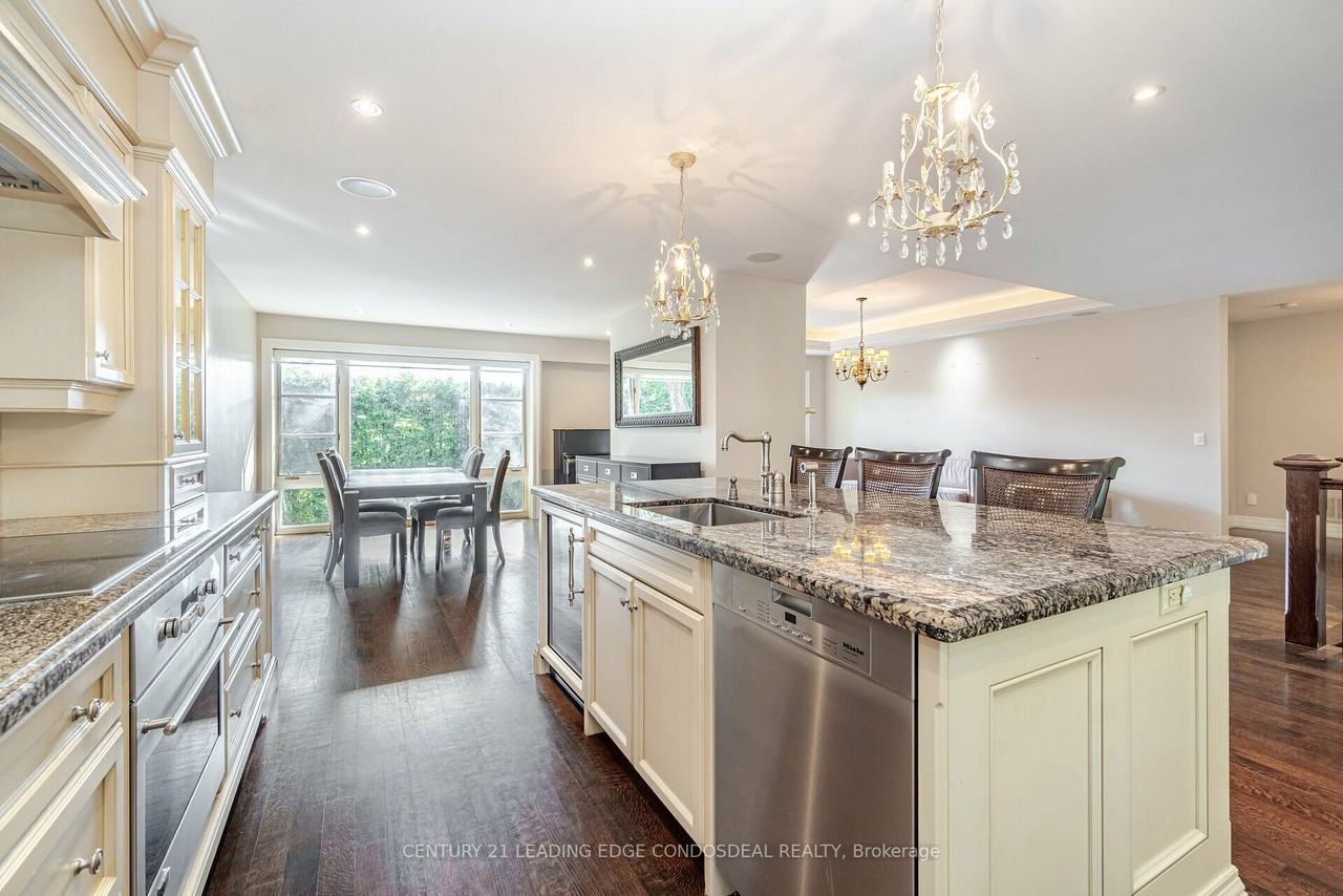 96 Laurentide Drive - Photo 3 of 32