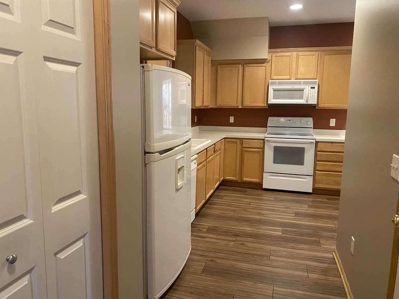 6637 Lamplight Dr #1 - Photo 4 of 21