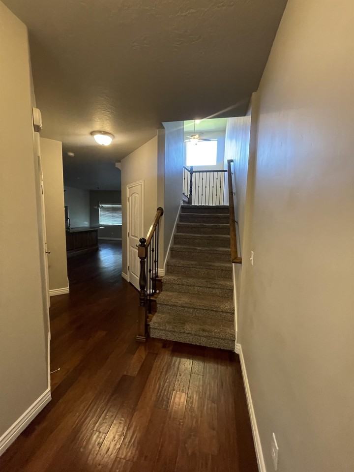 1166 S 200 E #1 - Photo 3 of 25