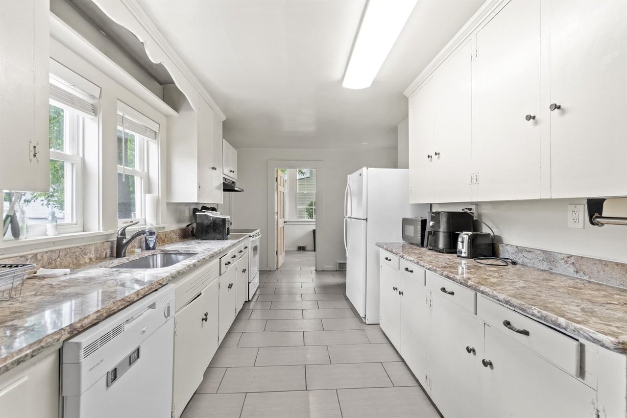 4609 Knox Road #1 - Photo 4 of 10