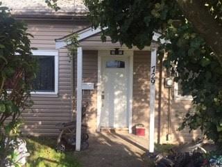 729 Haliburton St - Photo 3 of 16