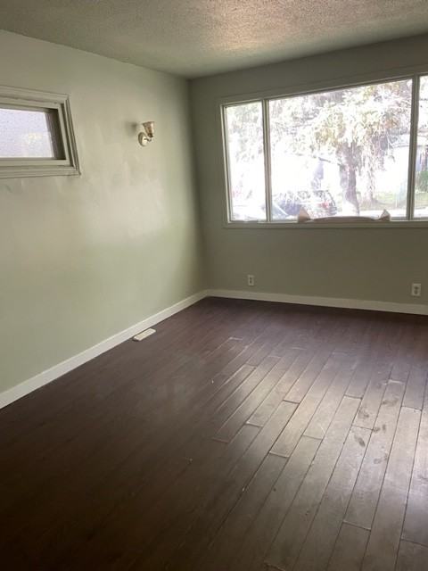 1323 Athol St #1 - Photo 2 of 5