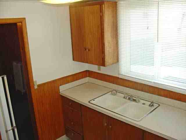 307 S 28th St #2 - Photo 4 of 7