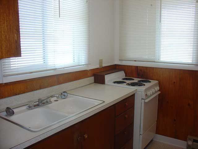 307 S 28th St #2 - Photo 5 of 7