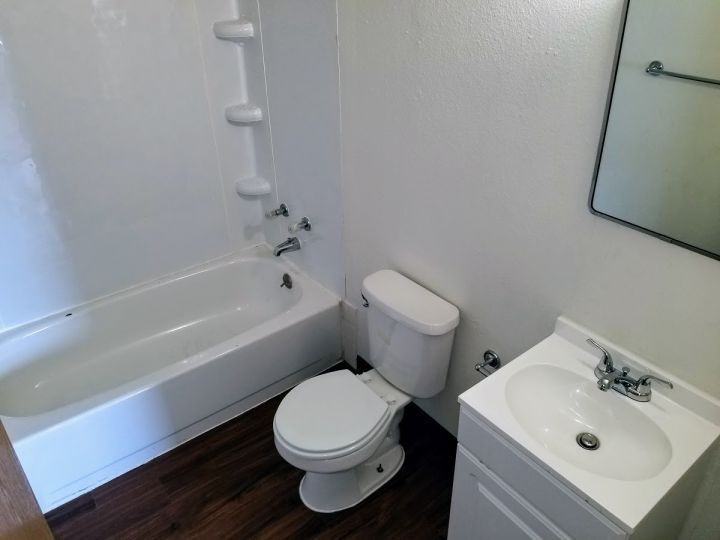 550 S 28th St #5 - Photo 6 of 6