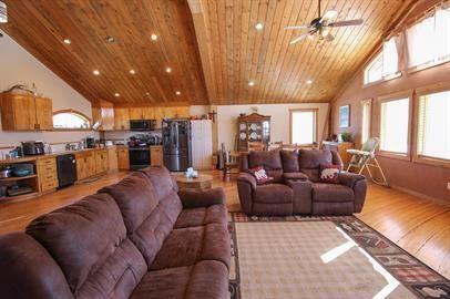 37 Sand Turn Ct - Photo 3 of 45