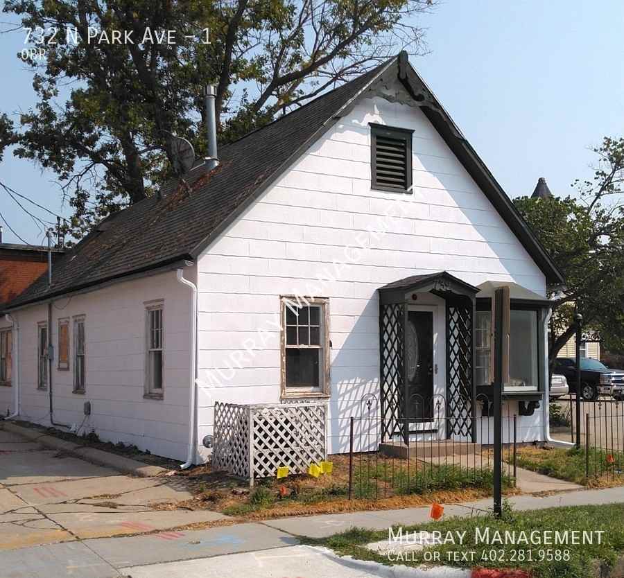 732 N Park Ave #1 - Photo 2 of 12