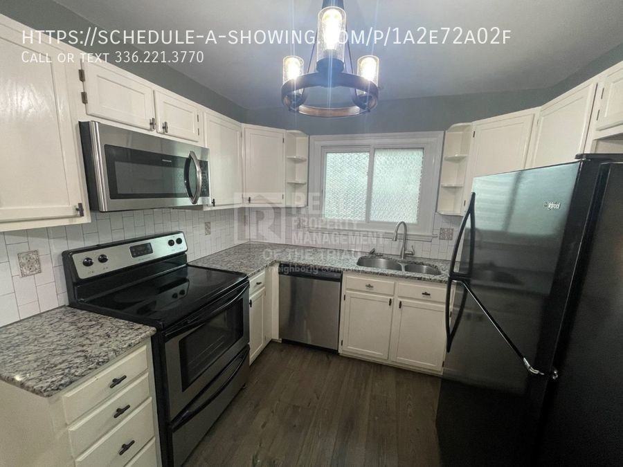 329 Windward Cir - Photo 3 of 17