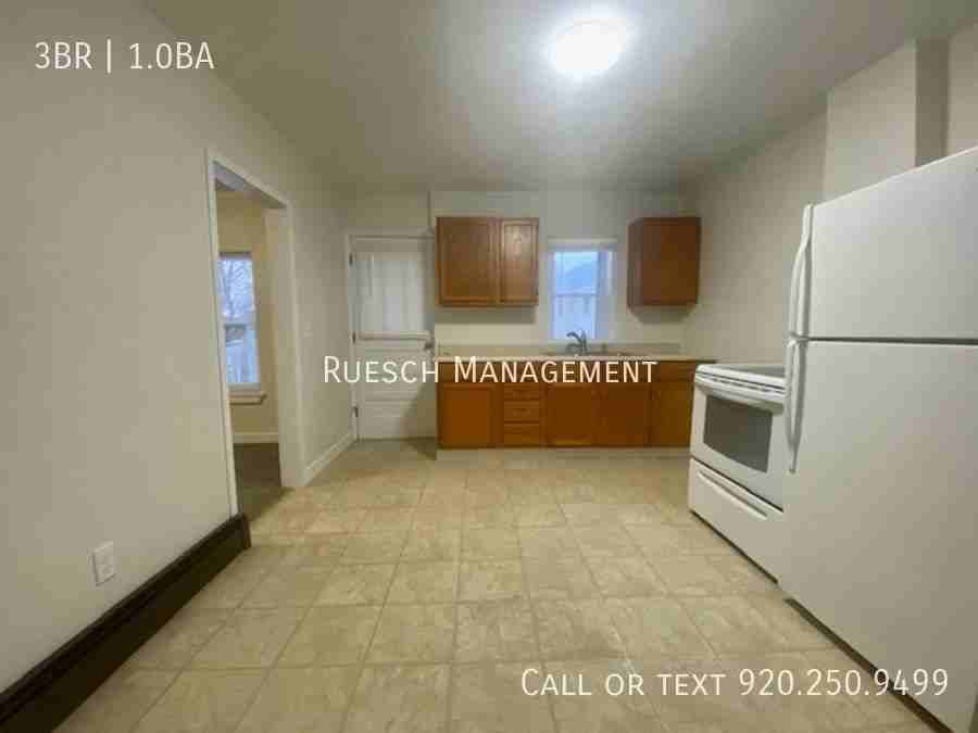 416 S Andrews St - Photo 2 of 18
