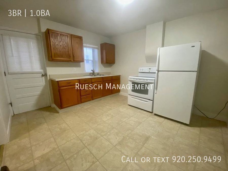 416 S Andrews St - Photo 3 of 18