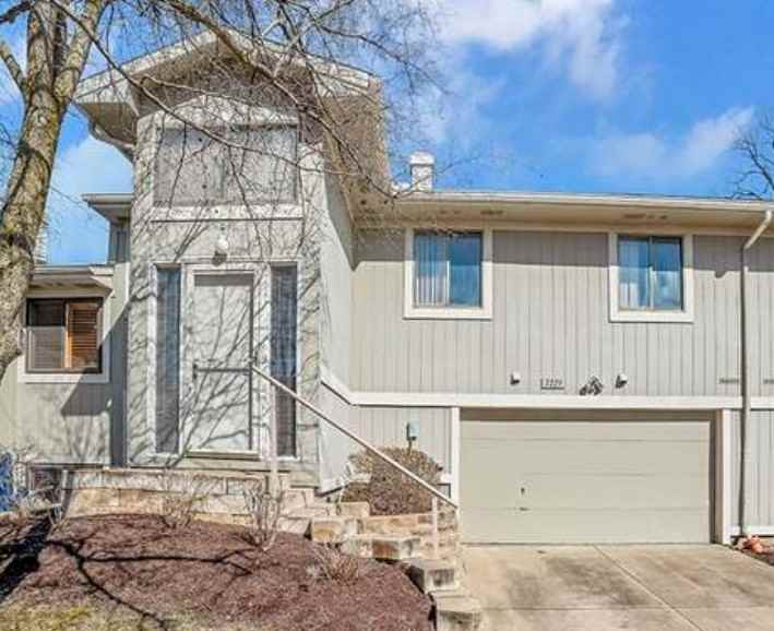 7225 S Galahad Pl #0 - Photo 3 of 9