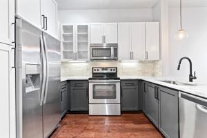 featured image of 3301 Hudnall St