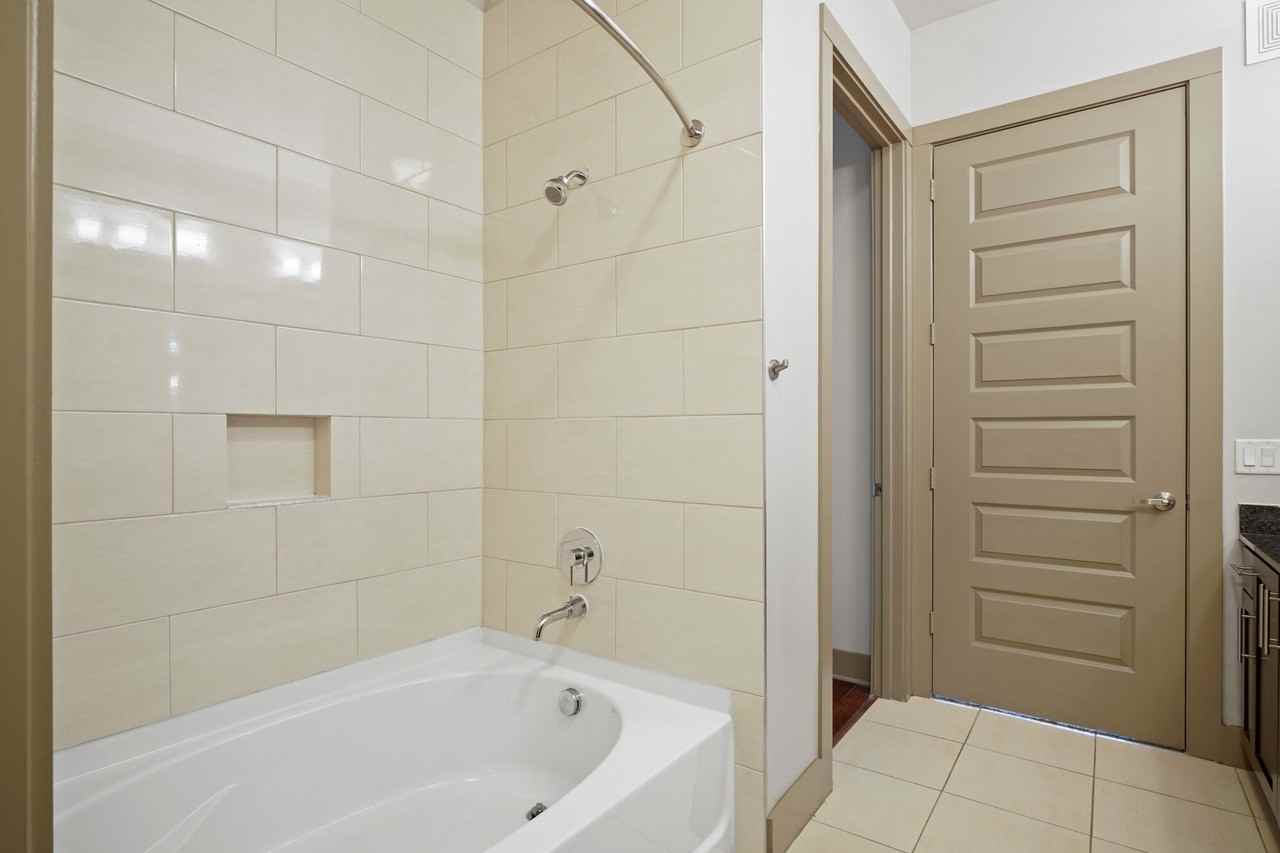 Kade Apartments 3301 Hudnall St, Dallas, TX 75235 Zumper