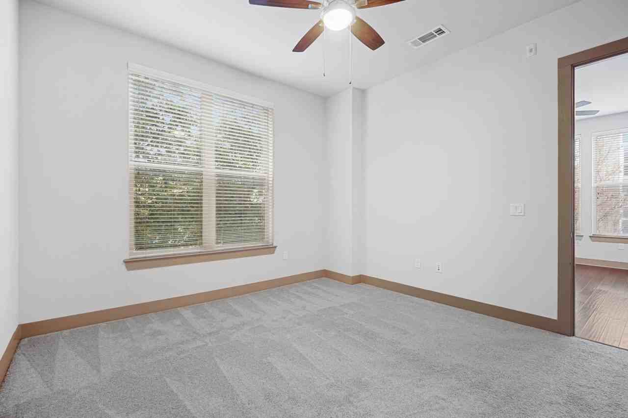 Kade Apartments 3301 Hudnall St, Dallas, TX 75235 Zumper