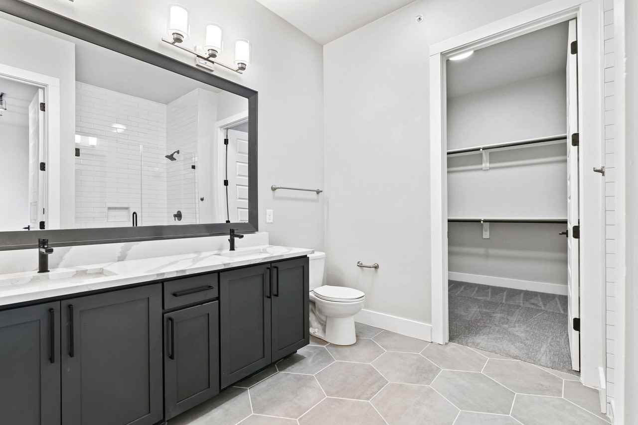 Kade - Photo 6 of 23