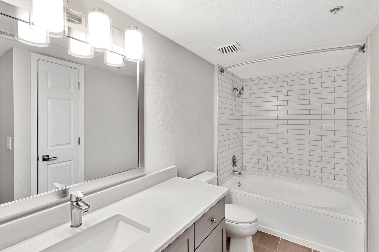 Lennox - Photo 5 of 33