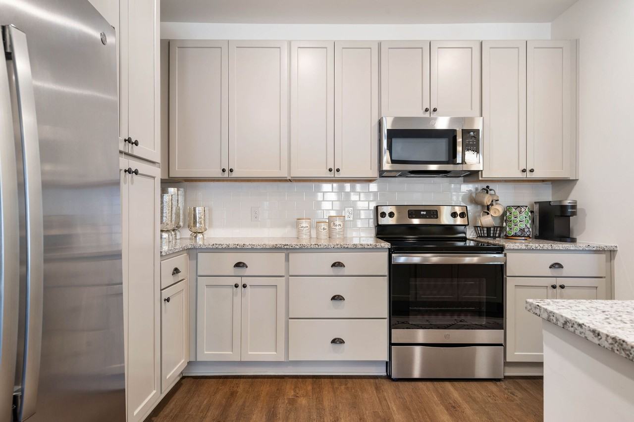 The Holston - Photo 5 of 39