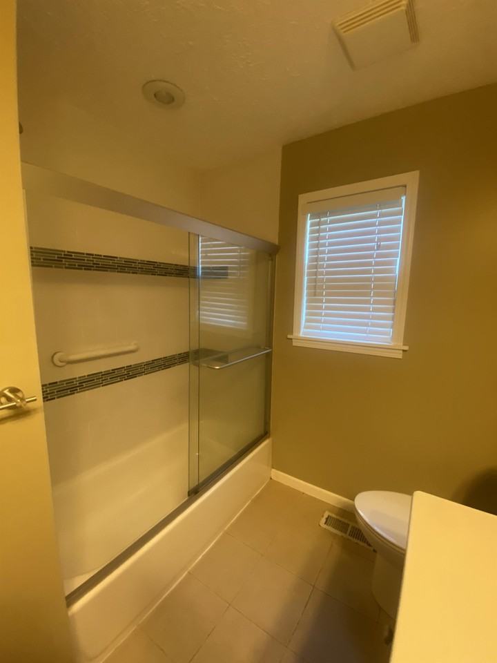 3019 Independence St #1 - Photo 7 of 12