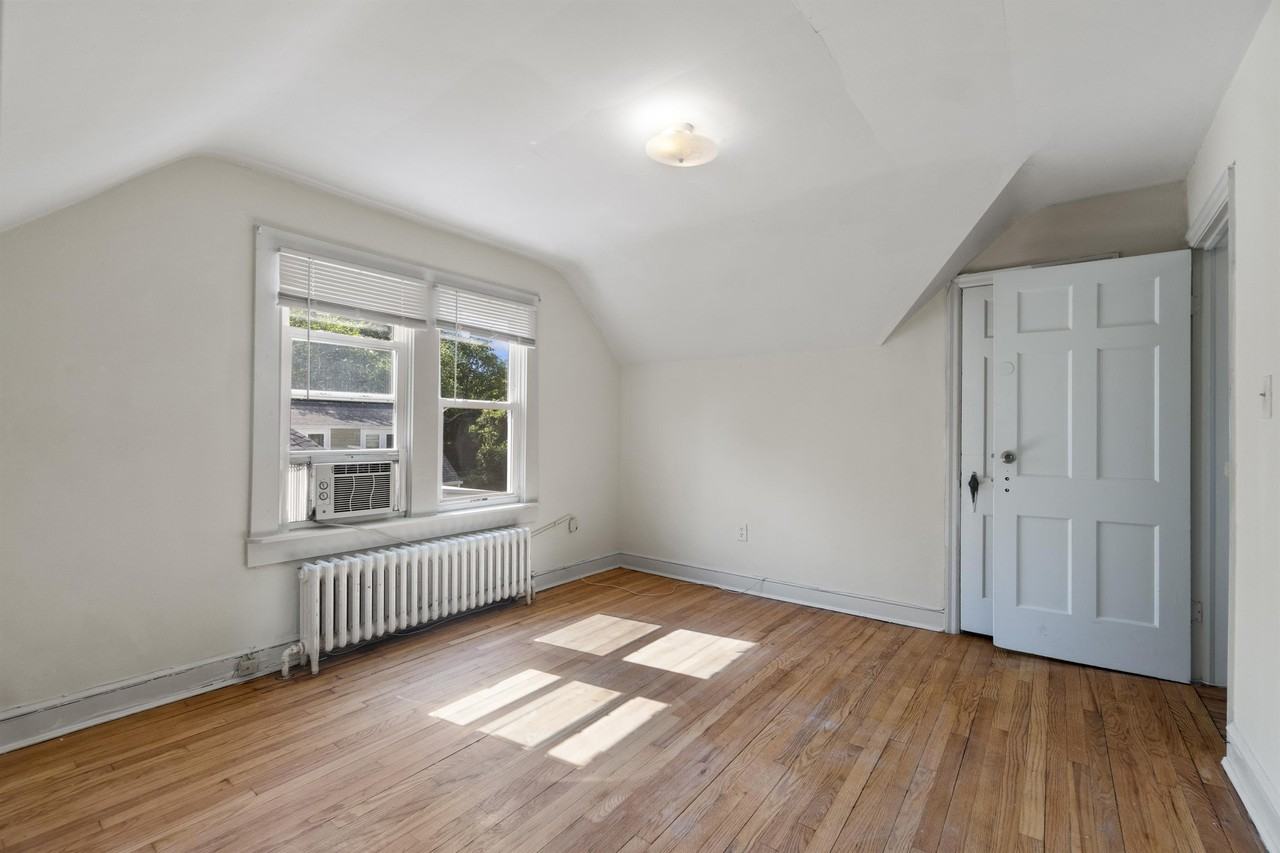 4611 Knox Road #1 - Photo 5 of 8