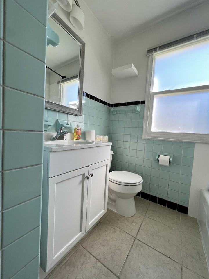 849 Berkley Rd #849 - Photo 5 of 12