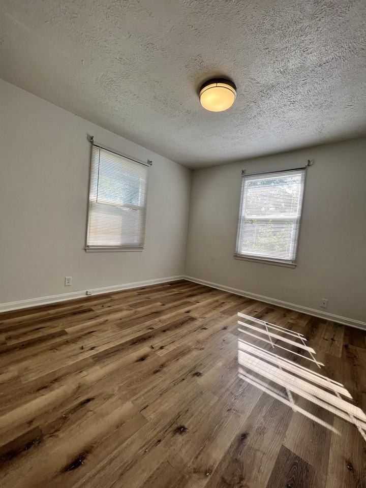 849 Berkley Rd #849 - Photo 6 of 12