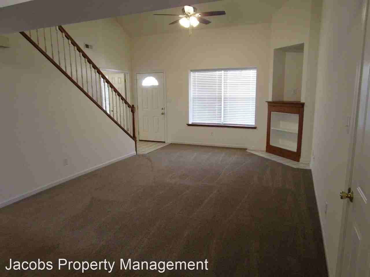 1717-1719 Louise Cir. - Photo 3 of 47