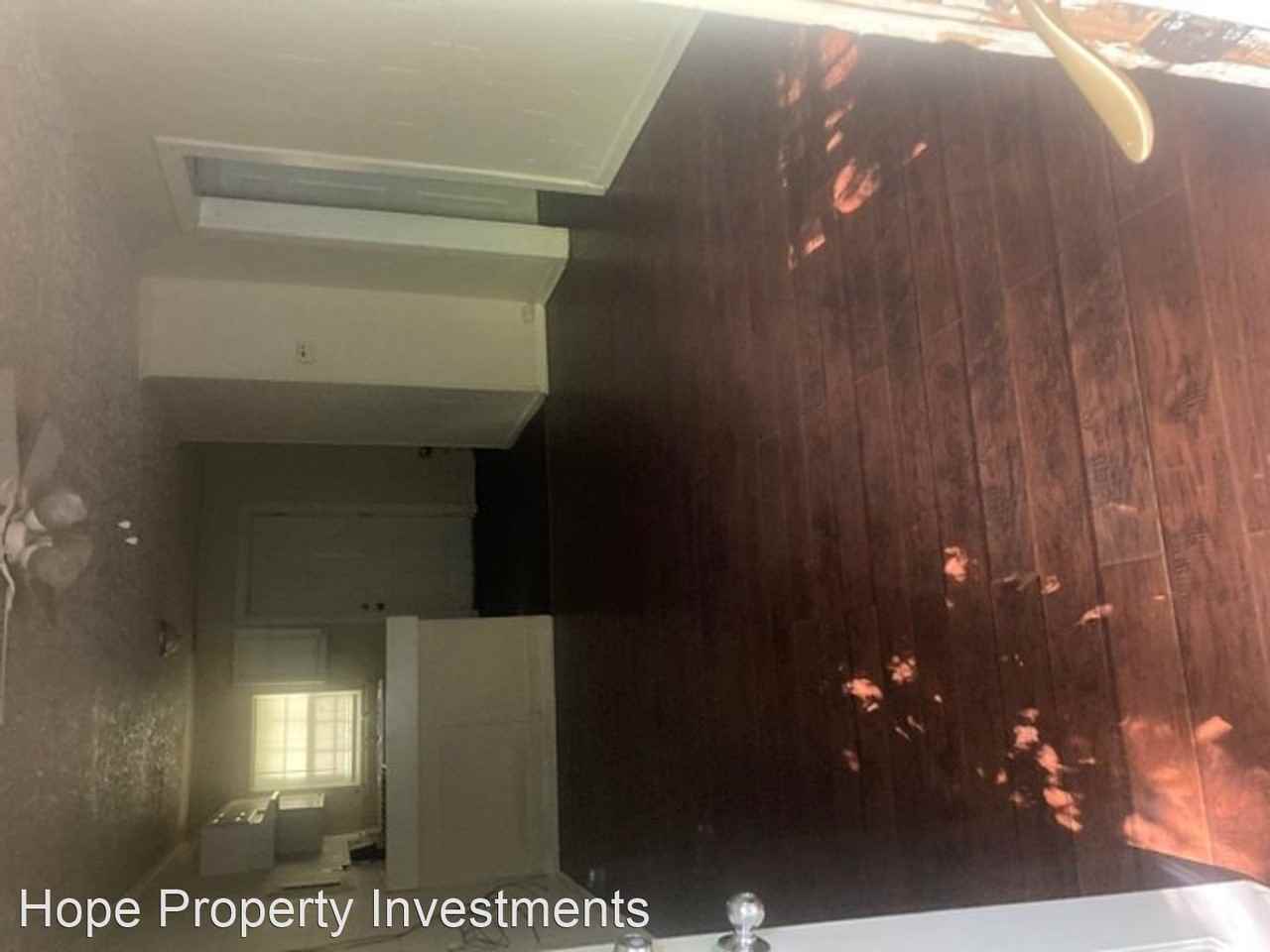 71 West Washington St - Photo 3 of 7