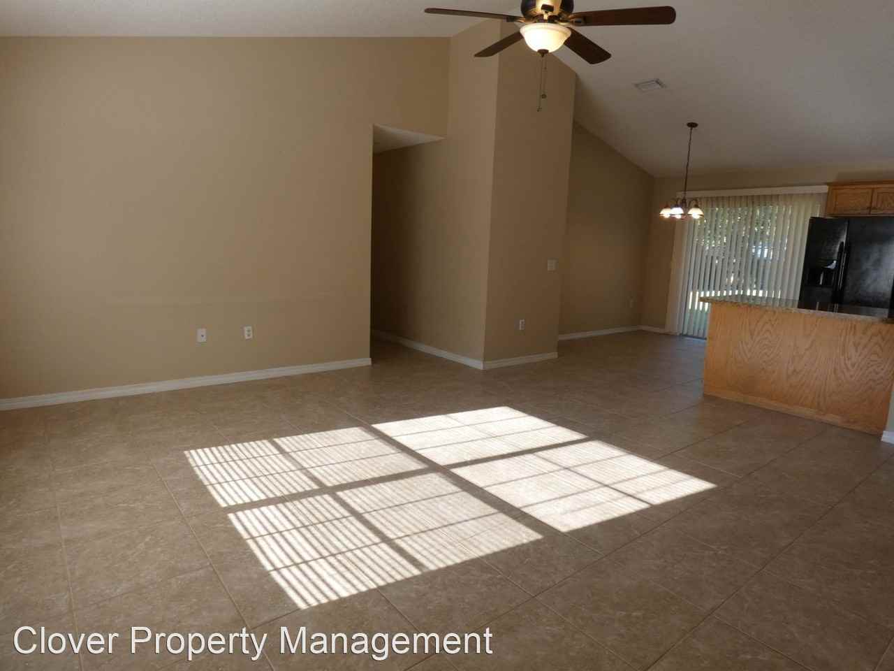 7275 Bogey Ln - Photo 2 of 14