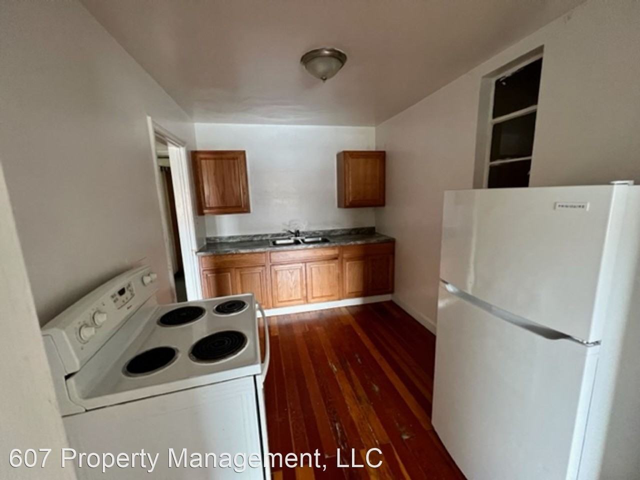 59 Schiller St. - Photo 2 of 5