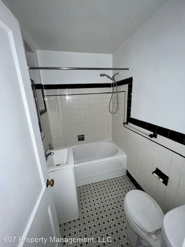 59 Schiller St. - Photo 3 of 5